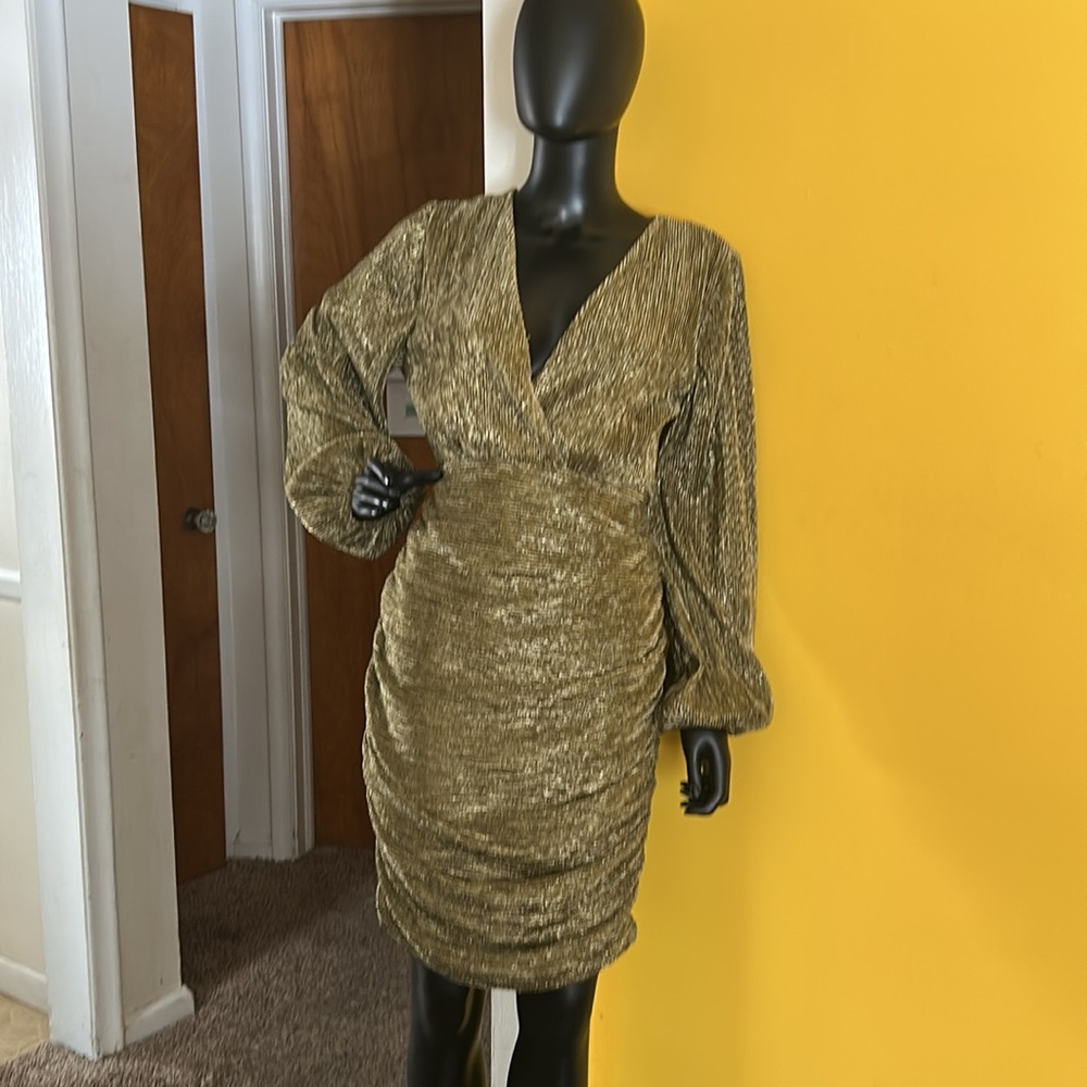 Fashion Nova Gold Shimmer Dress balloon sleeves - Picture 2 of 9
